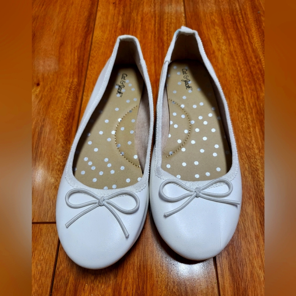 Cat & Jack girls size 13 shoes